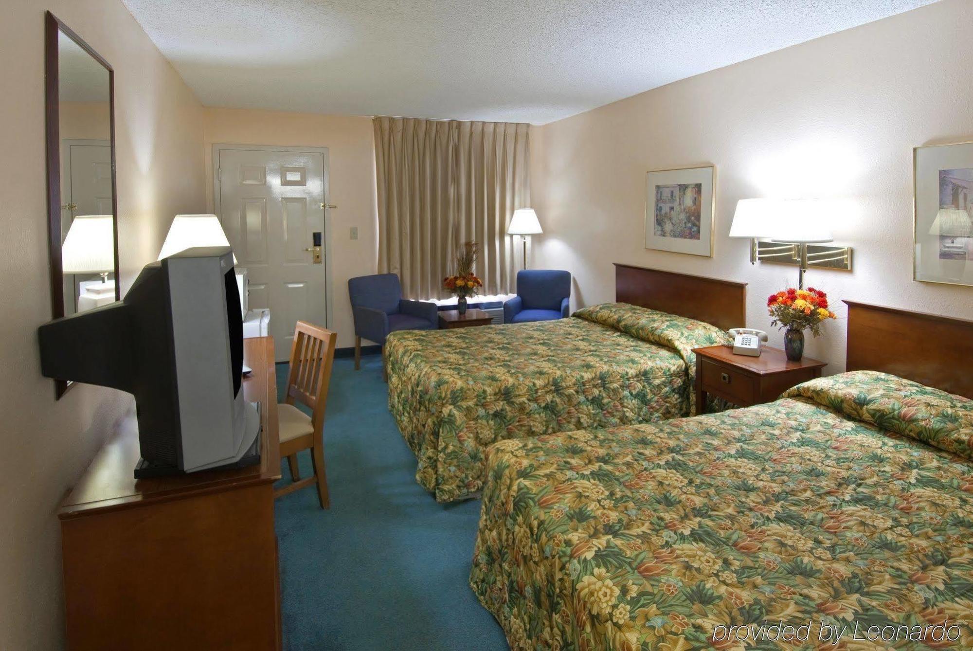 Americas Best Value Inn Stockbridge Zimmer foto